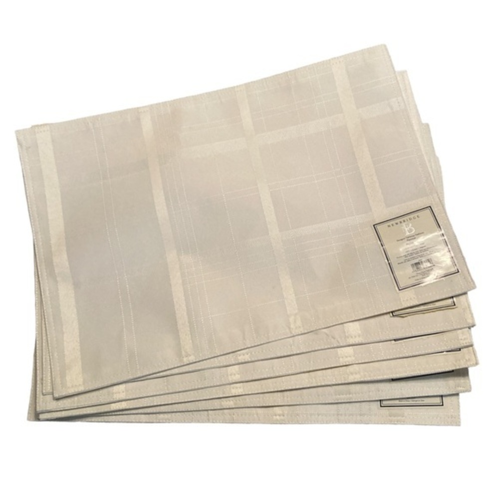 🌸NWT NEWBRIDGE Designer Tabletop Pacemats - set of 6